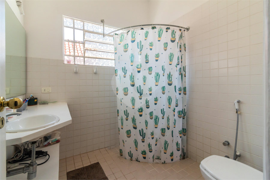 Casa à venda com 3 quartos, sendo 1 suíte, em Jardim Paulistano, São Paulo, SP
