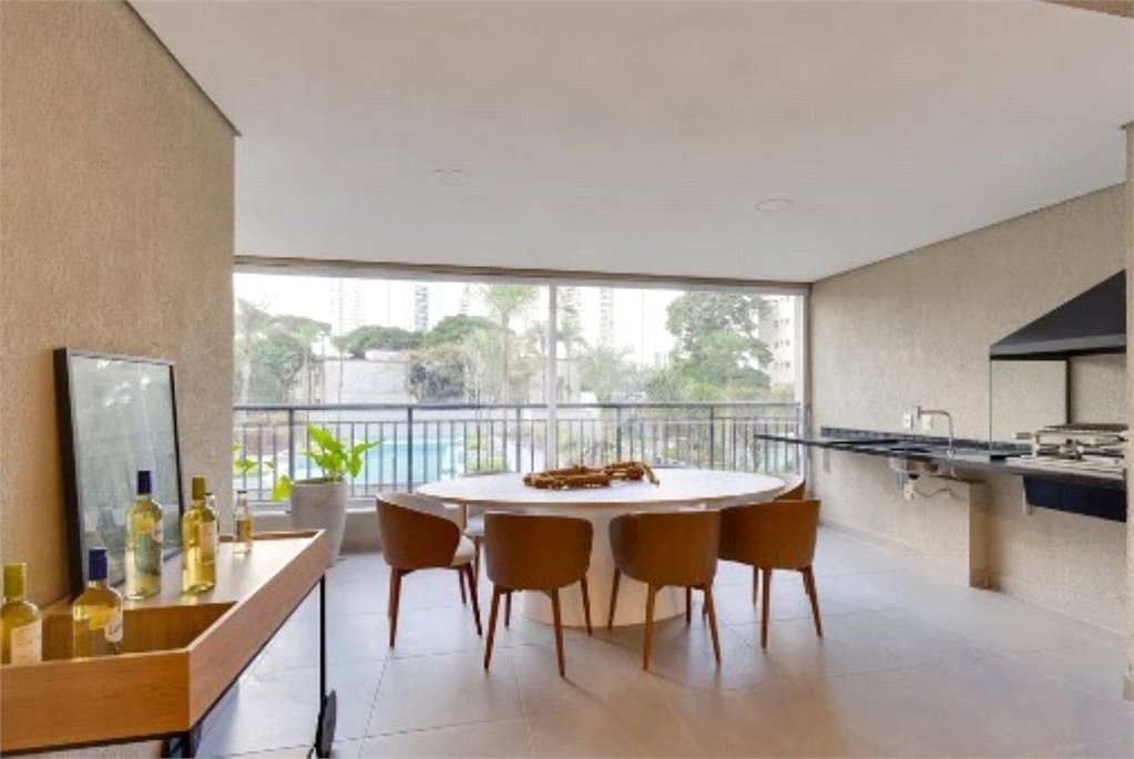 Apartamento à venda com 3 suítes em Jardim Marajoara, São Paulo, SP