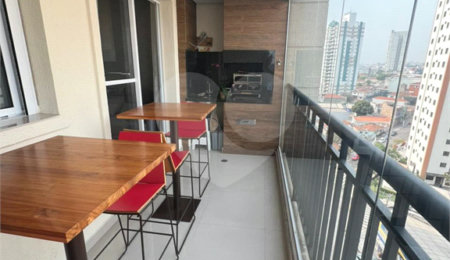 Apartamento à venda com 3 quartos, sendo 1 suíte,  em Vila Regente Feijó, São Paulo, SP