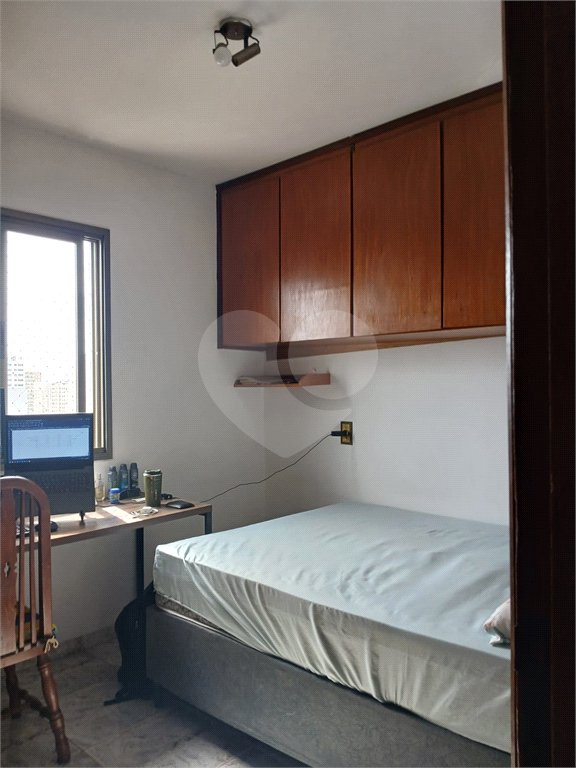 Apartamento à venda com 3 quartos, sendo 1 suíte,  em Planalto Paulista, São Paulo, SP