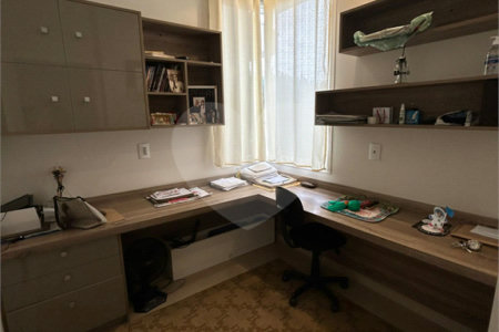 Casa à venda com 3 quartos, sendo 1 suíte, no condomínio Jardim das Acácias, Araraquara - SP