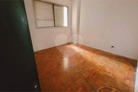 Apartamento à venda com 2 quartos em Aclimação, São Paulo, SP