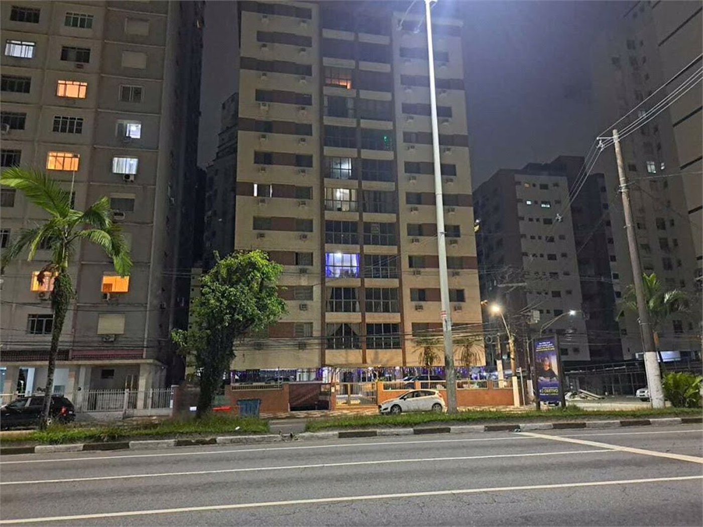 Apartamento com 3 dormitórios à venda, 97 m² por R$ 675.000,00 - Itararé - São Vicente/SP