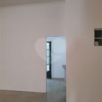 Salão para alugar em Vila Romanópolis, Ferraz de Vasconcelos, SP