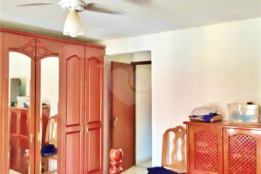 Sobrado à venda com 4 quartos, sendo 1 suíte, em Vila Guilherme, São Paulo, SP