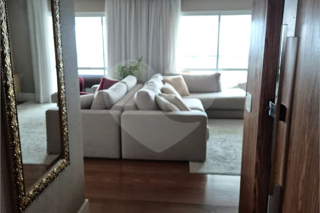 Apartamento à venda com 4 suítes em Jardim Taquaral, São Paulo, SP