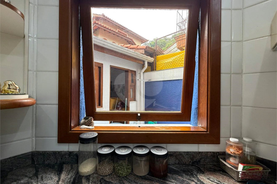 Casa à venda ou para alugar com 3 quartos, sendo 1 suíte, no condomínio Da Serra, São Paulo - SP