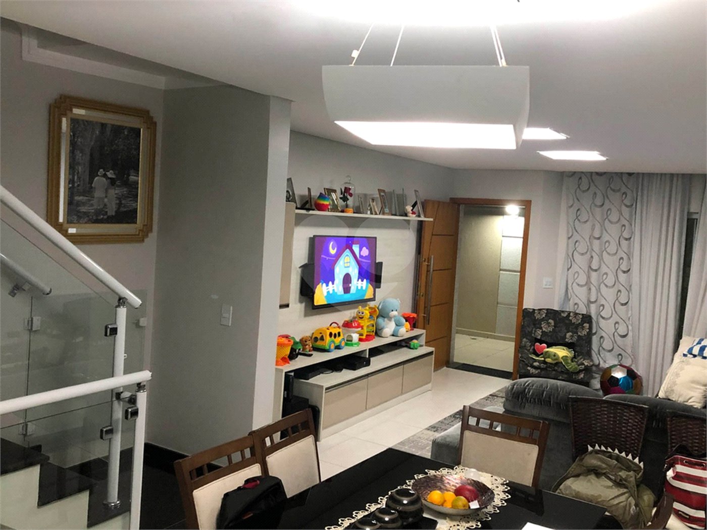Casa à venda com 3 quartos, sendo 1 suíte, no condomínio Dolce Villa Anália Franco, São Paulo - SP