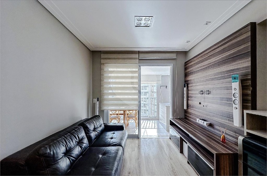 Apartamento para alugar com 3 quartos, sendo 2 suítes, em Vila Regente Feijó, São Paulo, SP