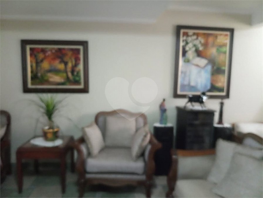 Casa à venda com 3 quartos, sendo 2 suítes, em Vila Flávio, Mogi das Cruzes, SP