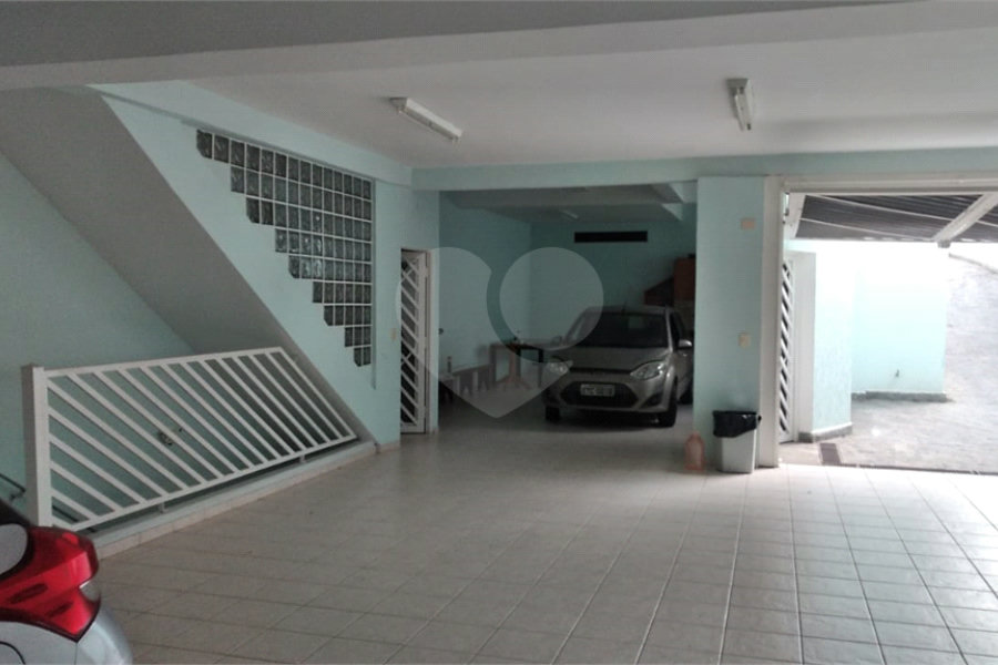 Sobrado à venda com 4 quartos, sendo 2 suítes, em Horto, São Paulo, SP