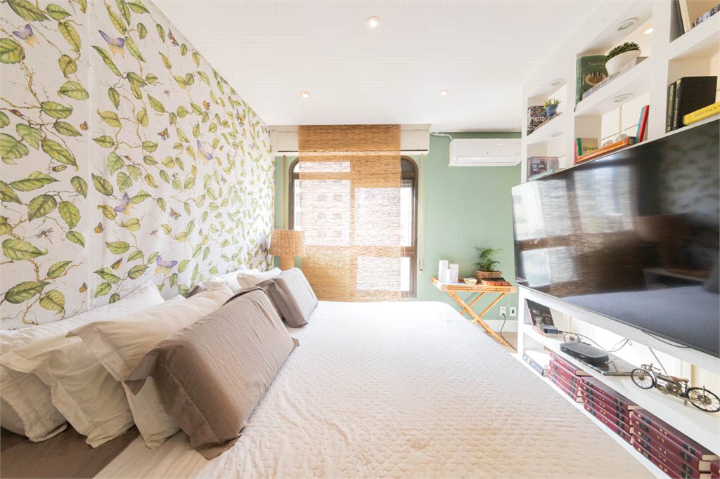 Apartamento à venda com 3 quartos, sendo 2 suítes, em Itaim Bibi, São Paulo, SP