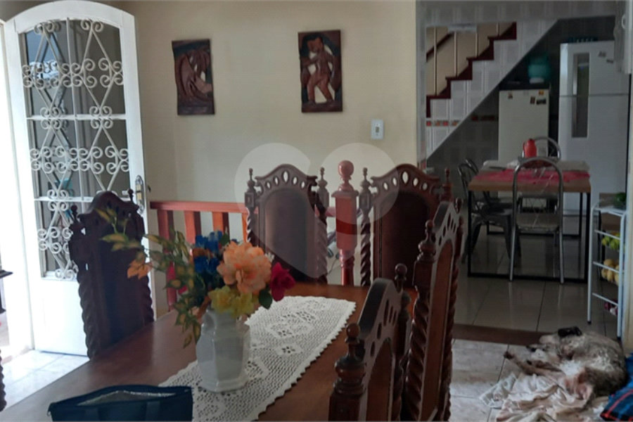 Sobrado à venda com 4 quartos em Água Fria, São Paulo, SP