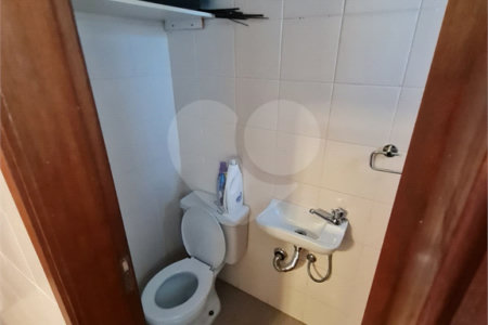 Apartamento à venda com 3 quartos, sendo 1 suíte,  em Vila Angeli, Valinhos, SP