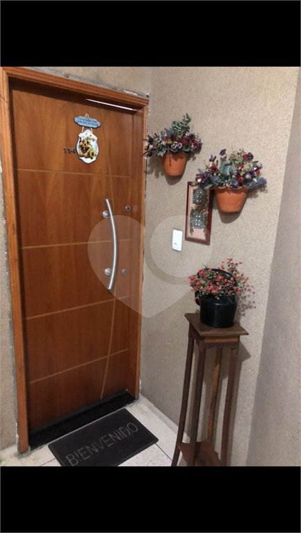 Casa à venda com 2 suítes no condomínio Residencial Matos, São Paulo - SP