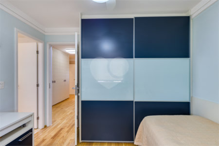 Apartamento à venda com 3 suítes em Alto da Boa Vista, São Paulo, SP