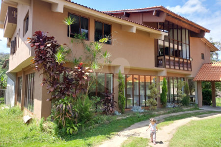Chácara à venda com 8 quartos, sendo 7 suítes, em Jardim Chácara Méa, Suzano, SP