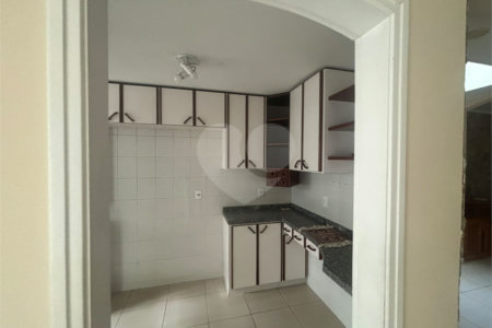 Casa à venda com 3 quartos, sendo 1 suíte, em Vila Boaventura, Jundiaí, SP