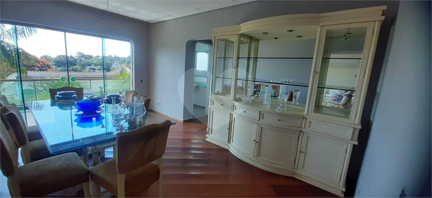 Casa à venda com 4 suítes no condomínio Parque Imperial da Cantareira, Mairiporã - SP