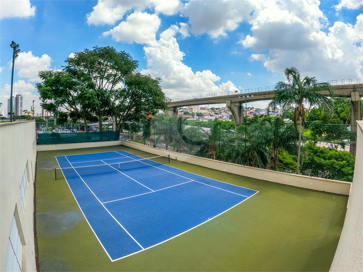 Apartamento à venda com 3 quartos, sendo 1 suíte, em Vila Olímpia, São Paulo, SP