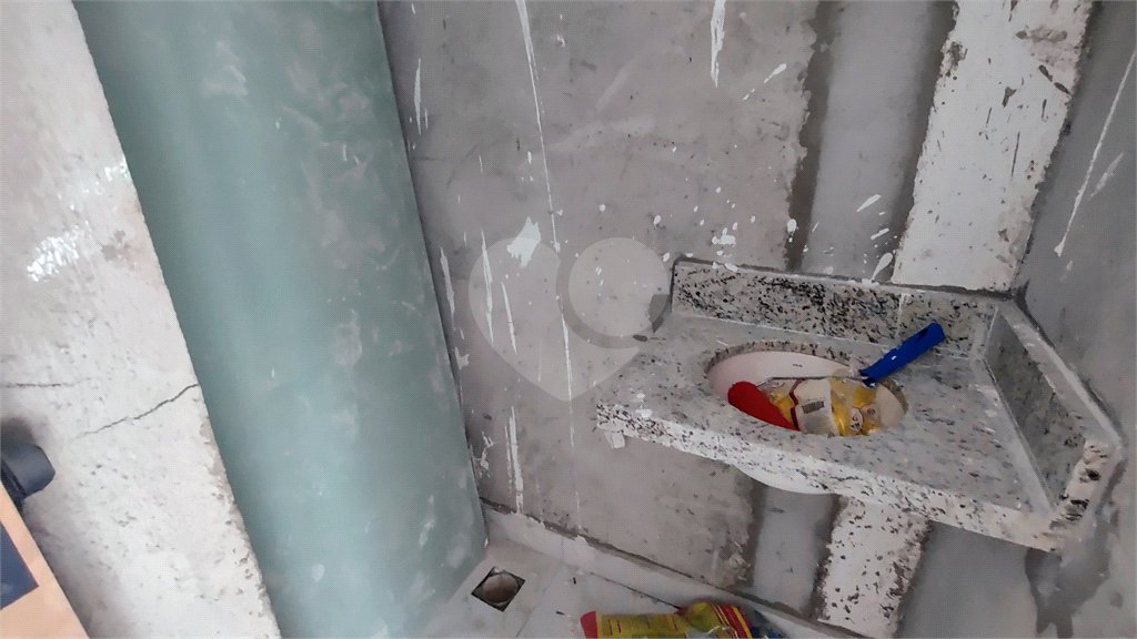 Sobrado à venda com 3 quartos, sendo 1 suíte, em Vila Granada, São Paulo, SP