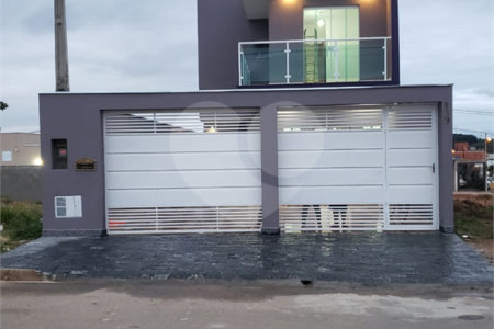 Sobrado à venda com 3 quartos, sendo 1 suíte,  em Residencial Jardim Nathália, Sorocaba, SP