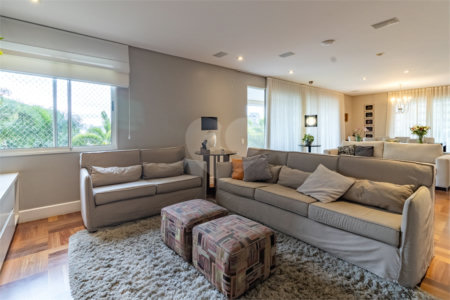 Apartamento à venda com 4 suítes em Vila Mariana, São Paulo, SP