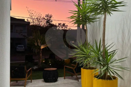 Casa à venda com 4 suítes no condomínio Ibiaram 1, Itupeva - SP