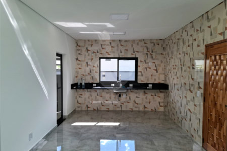Casa à venda ou para alugar com 3 suítes no condomínio Residencial Veredas, Mogi das Cruzes - SP