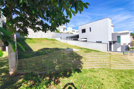Terreno à venda no condomínio Quinta dos Lagos, Jundiaí - SP