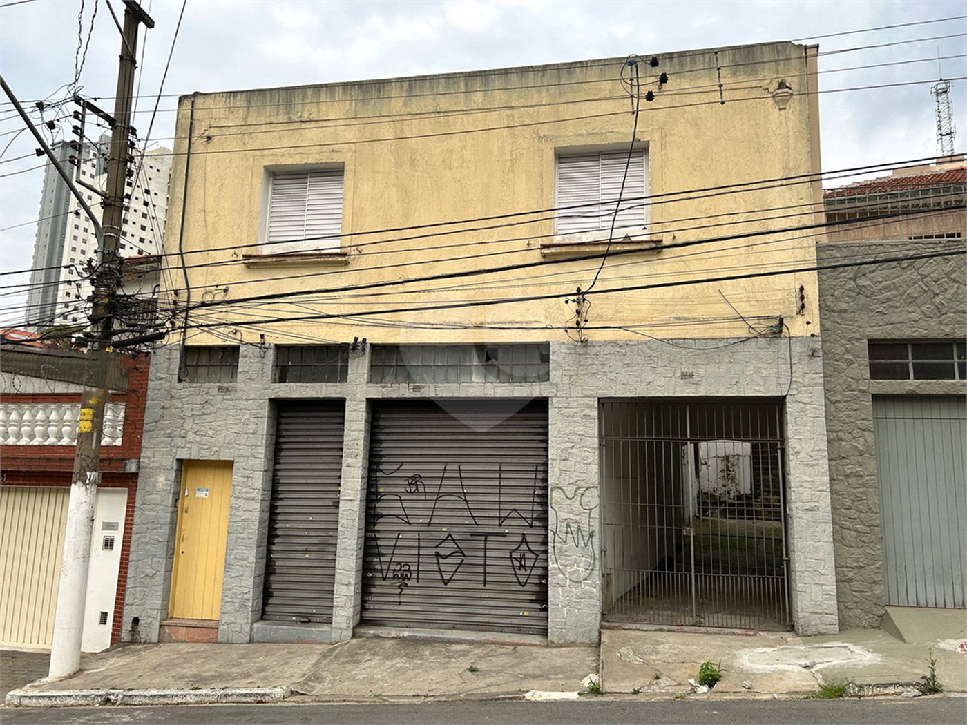 Sobrado à venda com 5 quartos, sendo 2 suítes, em Santana, São Paulo, SP