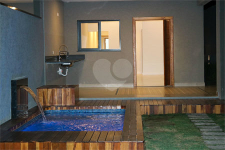 Casa à venda com 3 suítes em Jardim Ipê, Atibaia, SP