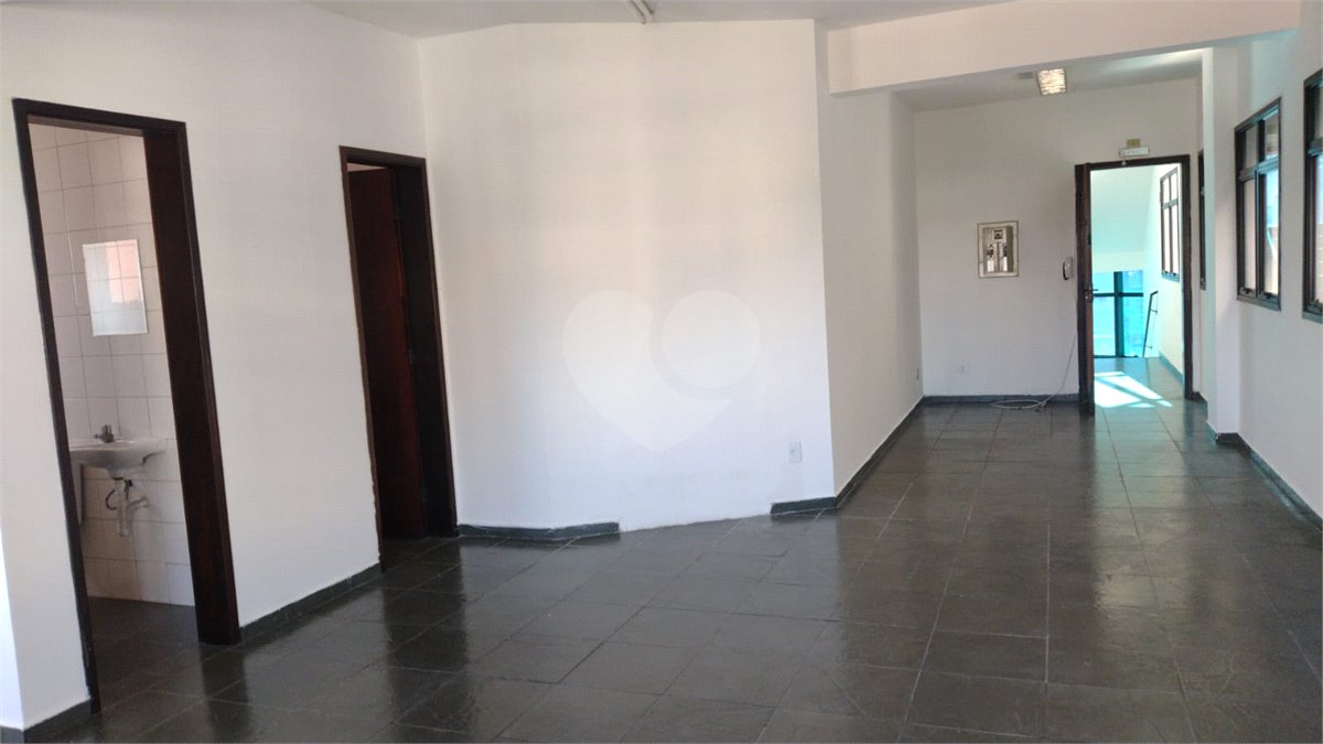 Sala para alugar em Jardim da Glória, Cotia, SP