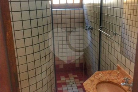 Casa à venda com 4 quartos, sendo 1 suíte, em Jardim Brasília (zona Leste), São Paulo, SP