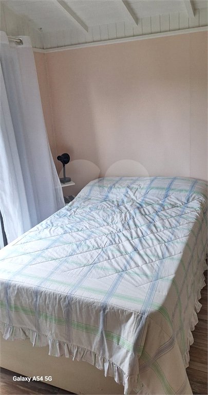 Casa à venda com 3 quartos, sendo 1 suíte, em Condomínio Flamboyant-b, Atibaia, SP