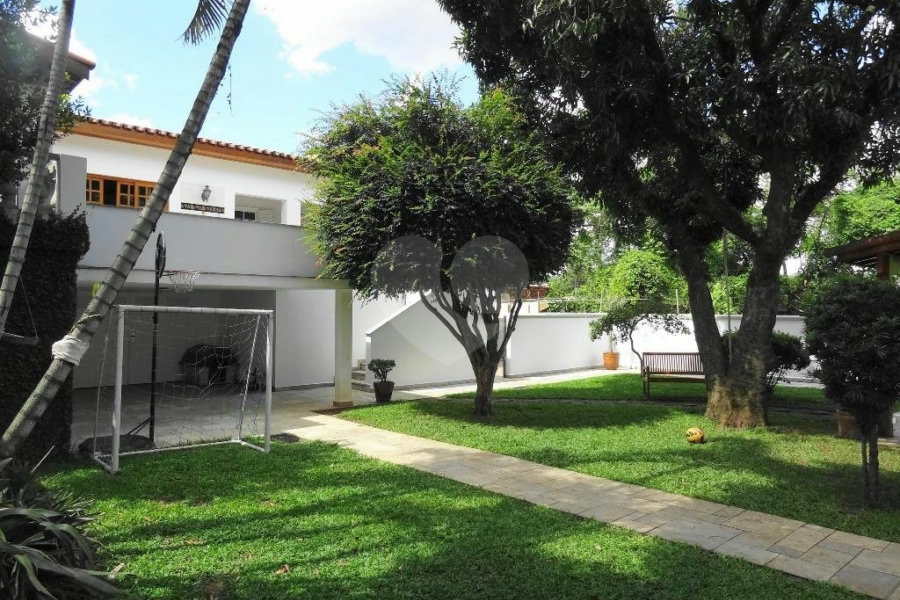 Casa Térrea à venda com 3 suítes em Tremembé, São Paulo, SP