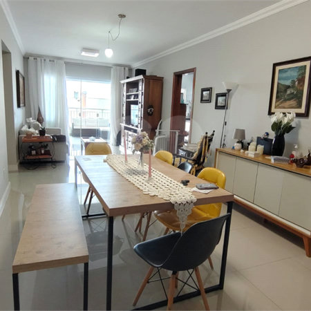 Apartamento à venda com 3 quartos, sendo 2 suítes, no Centro, Peruíbe, SP