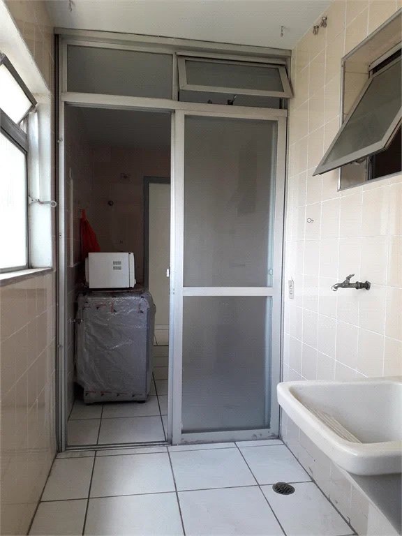 Apartamento à venda com 3 quartos em Vila Suzana, São Paulo, SP