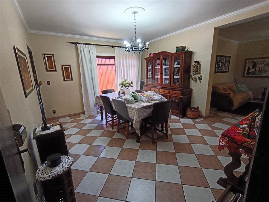 Casa à venda com 3 quartos, sendo 2 suítes,  em Vila Mogilar, Mogi das Cruzes, SP