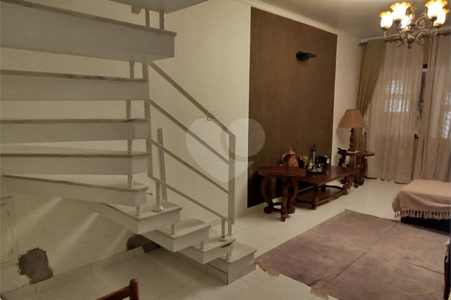 Sobrado à venda com 2 quartos em Parada Inglesa, São Paulo, SP