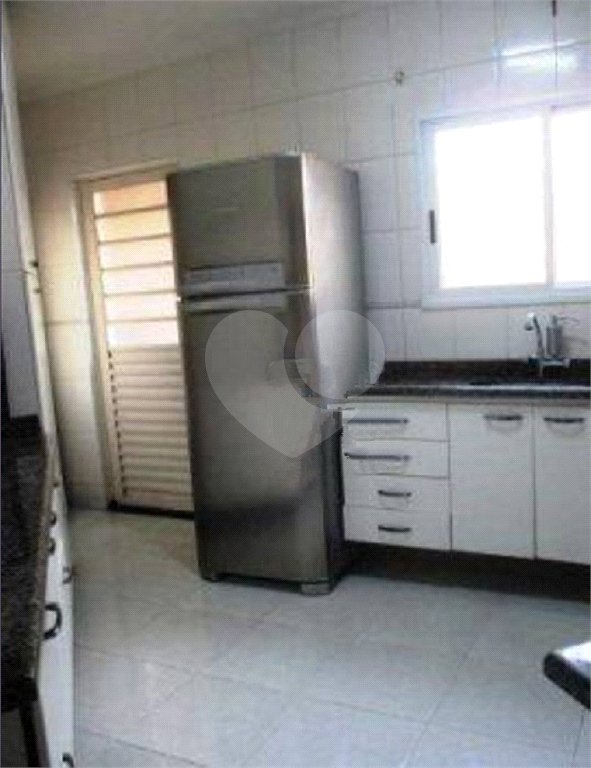 Casa à venda com 3 quartos, sendo 1 suíte, em Vila Nova Carolina, São Paulo, SP
