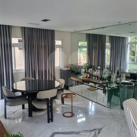Apartamento à venda com 2 suítes em Cerqueira César, São Paulo, SP
