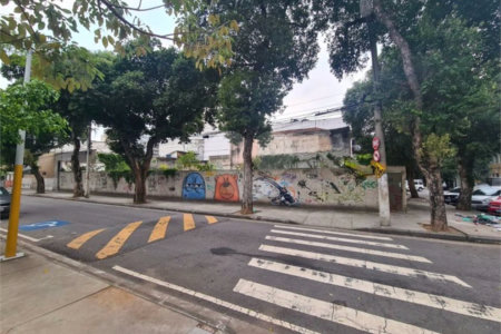 Terreno à venda com 1 suíte, em Maracanã, Rio de Janeiro, RJ