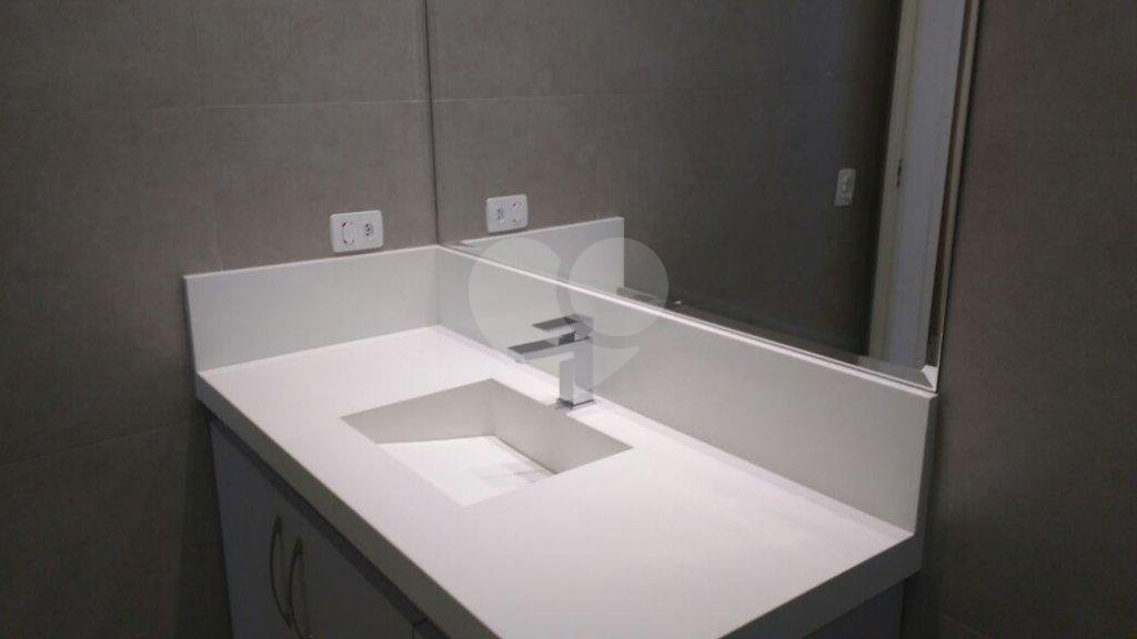 Casa Térrea à venda com 5 quartos, sendo 2 suítes, em Água Fria, São Paulo, SP