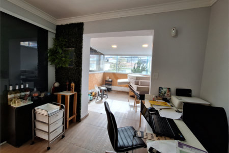 Casa à venda com 3 quartos, sendo 1 suíte, em Chora Menino, São Paulo, SP
