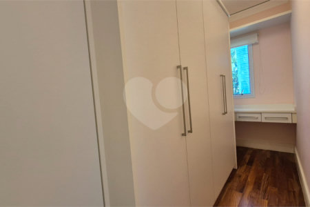 Casa à venda com 5 suítes no condomínio Lago Azul 1, Araçoiaba da Serra - SP