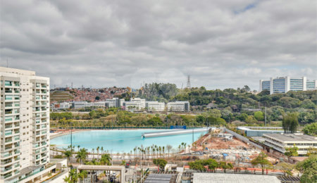 Apartamento à venda com 4 quartos, sendo 2 suítes,  em Santo Amaro, São Paulo, SP