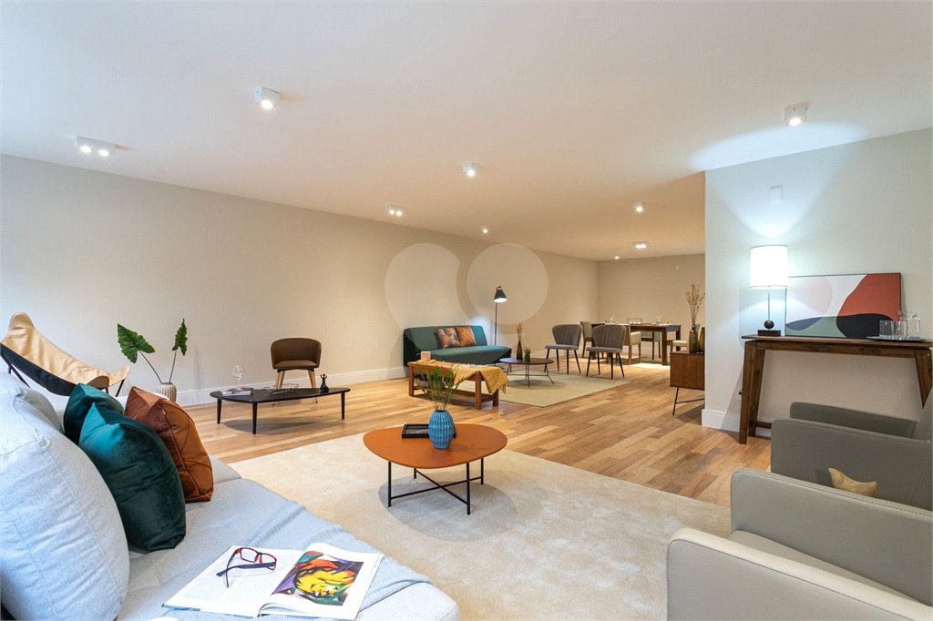 Apartamento à venda com 4 quartos, sendo 2 suítes,  em Bela Vista, São Paulo, SP