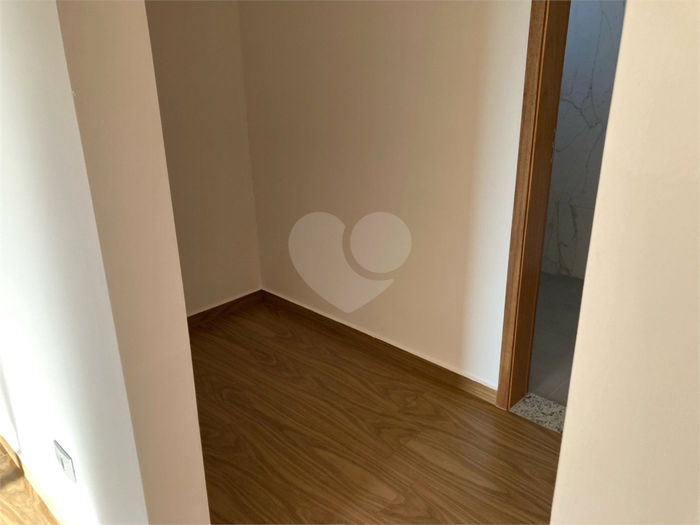Casa à venda com 4 quartos, sendo 3 suítes,  no condomínio Reserva Granja Anita, Mogi das Cruzes - SP