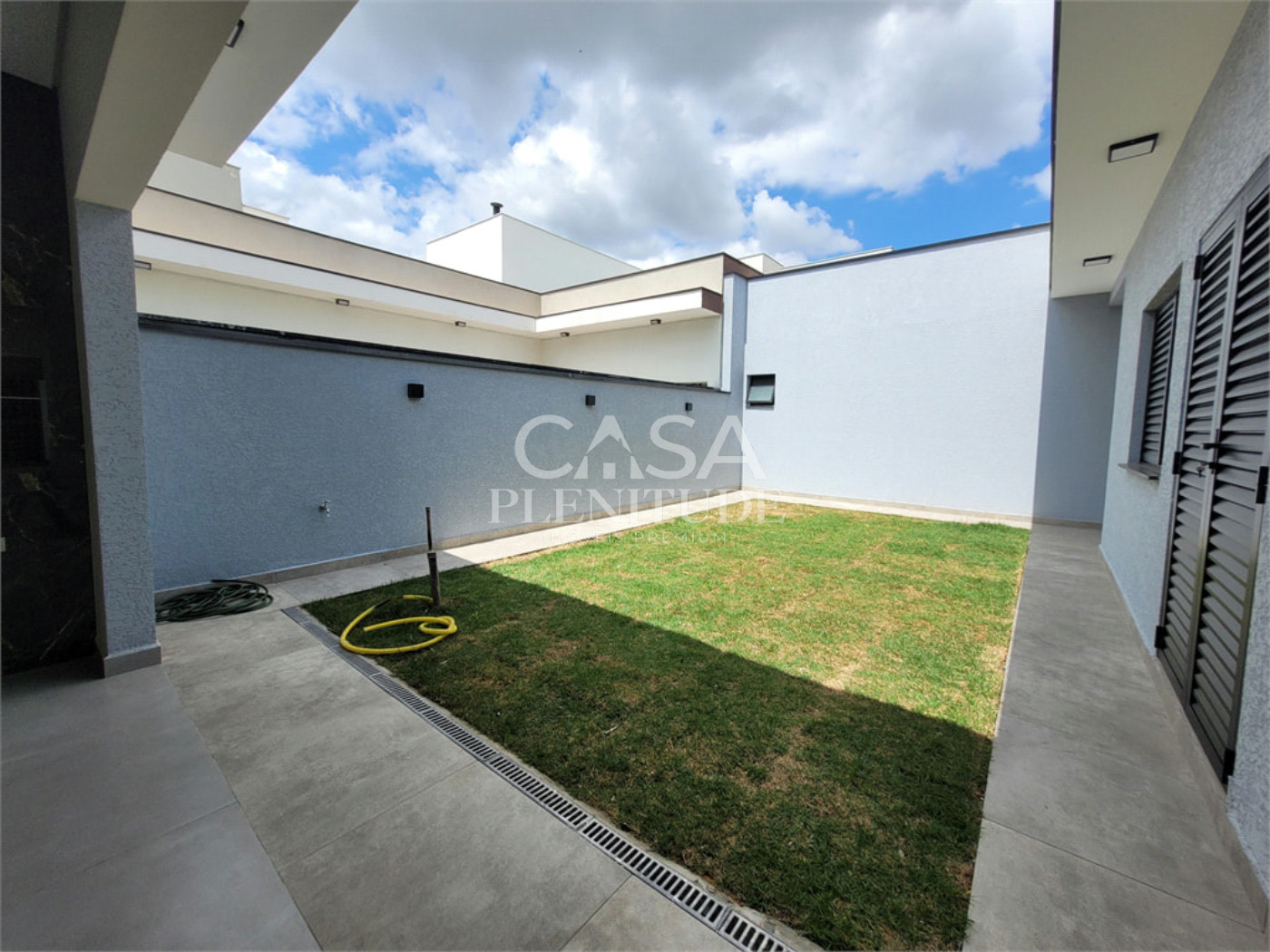 Casa em condomínio à venda com 3 suítes em Aparecidinha, Sorocaba, SP